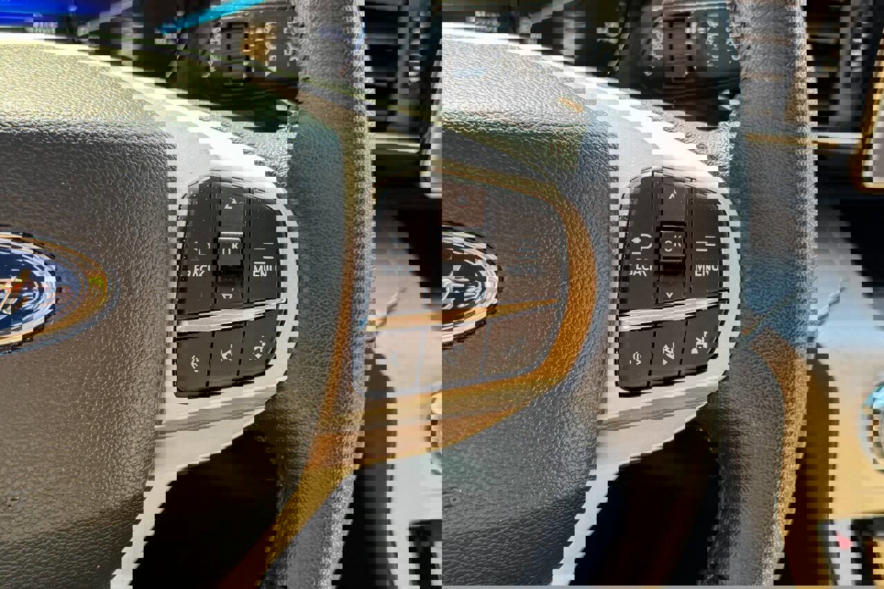 Used 2023 Ford Explorer XLT w/ Equipment Group 202A image 26