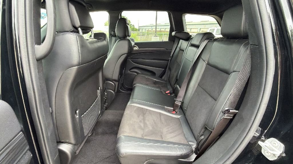 Used 2022 Jeep Grand Cherokee Laredo X AWD/4WD image 34
