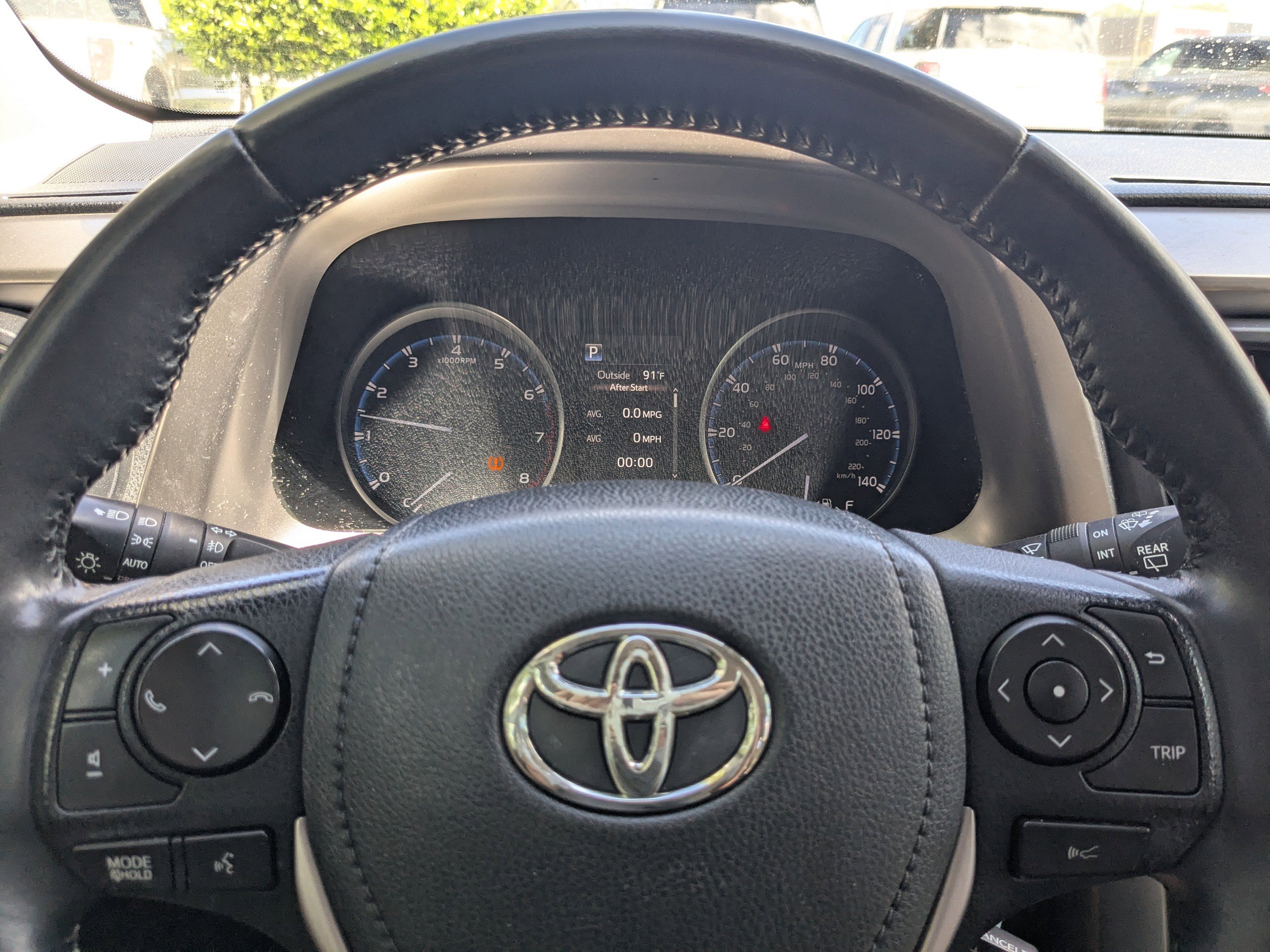 Used 2017 Toyota RAV4 XLE image 31
