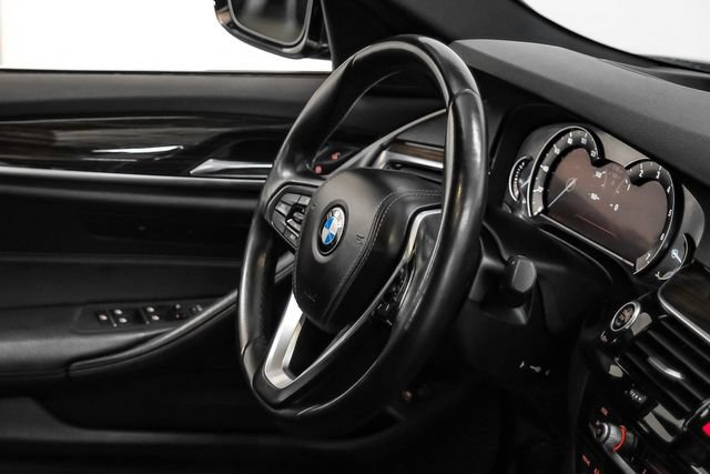 Used 2018 BMW 540i RWD image 17