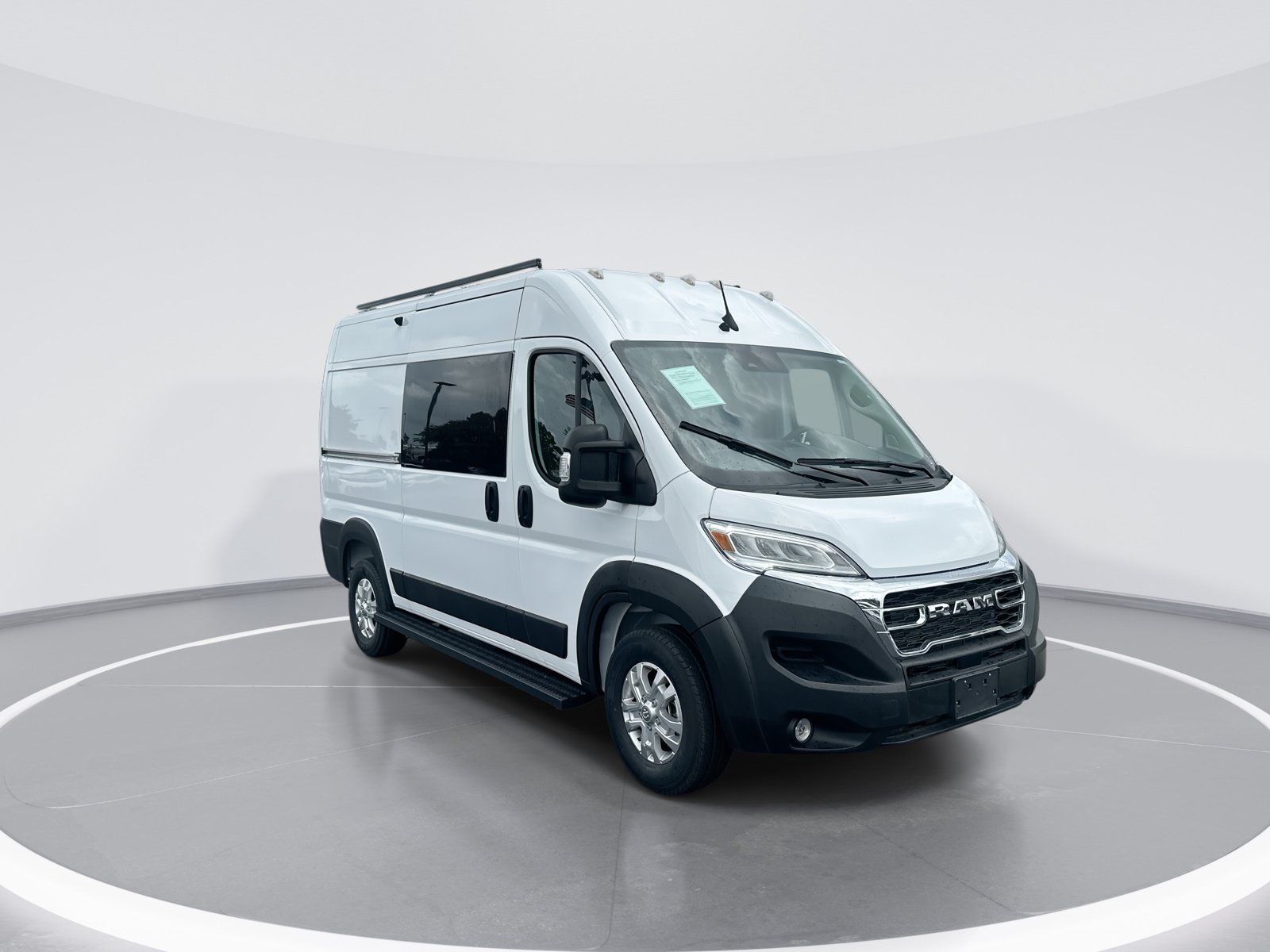 Used 2024 RAM ProMaster 1500 w/ Quick Order Package 22G SLT FWD image 2