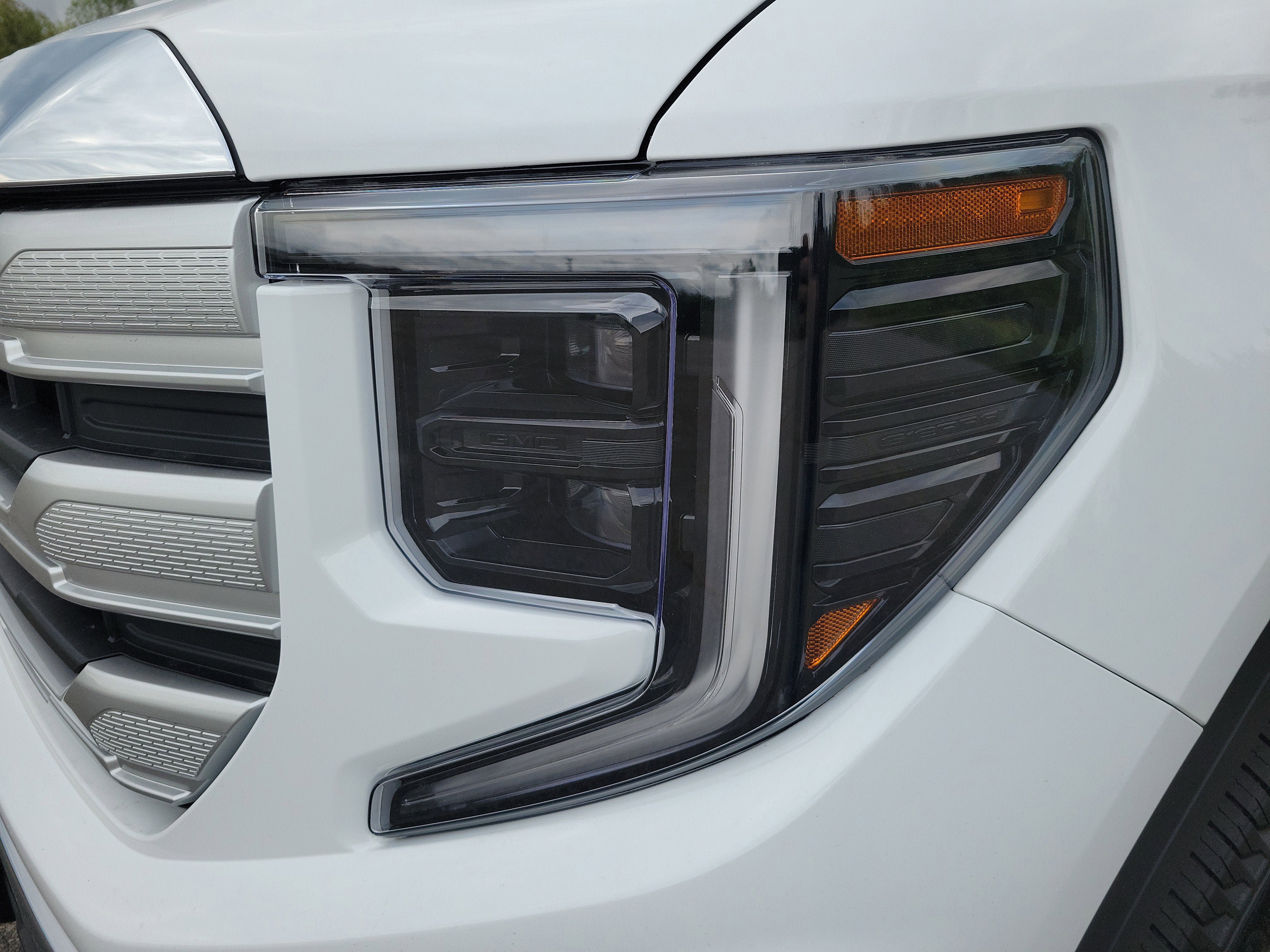 New 2026 GMC Sierra 1500 SLE w/ Preferred Package image 14