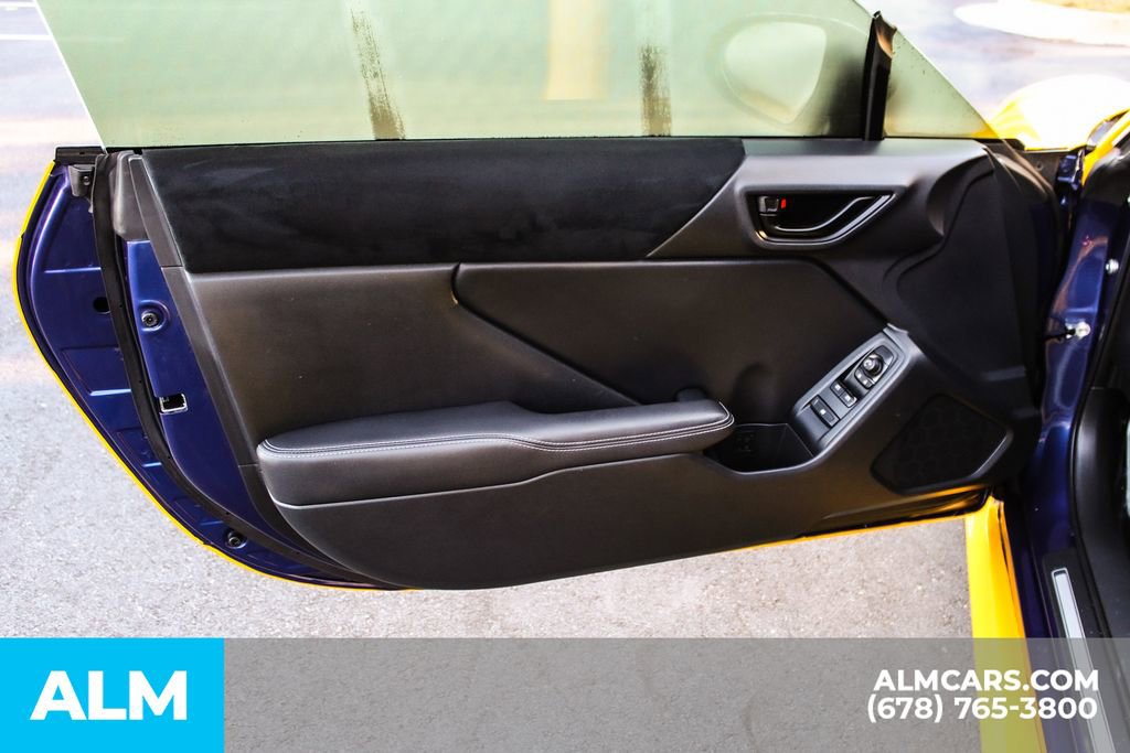 Used 2022 Toyota GR86 Premium w/ ALL Weather Mat Package (TMS) image 29