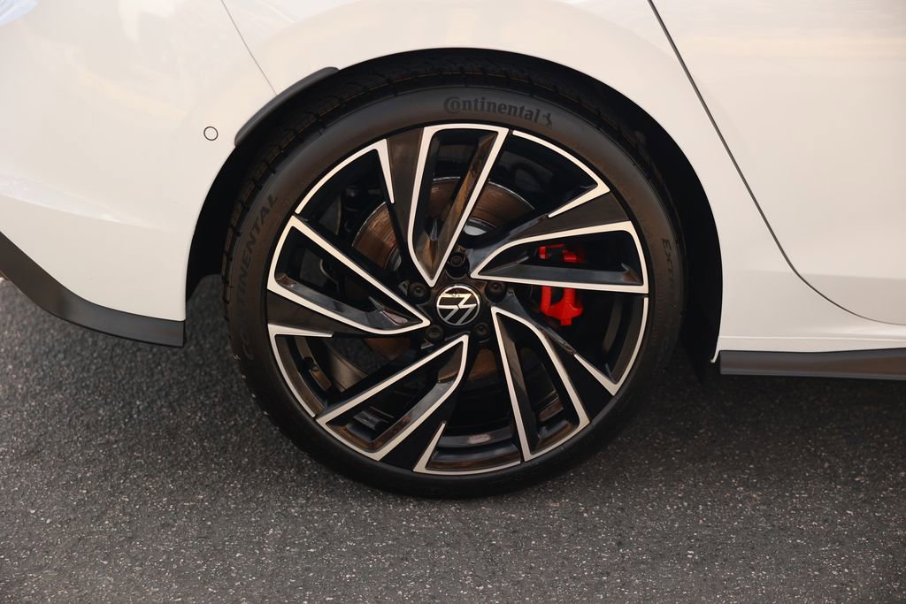 Used 2023 Volkswagen GTI Autobahn FWD image 9
