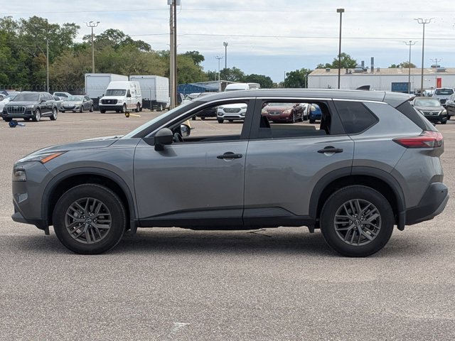 Used 2023 Nissan Rogue S image 8