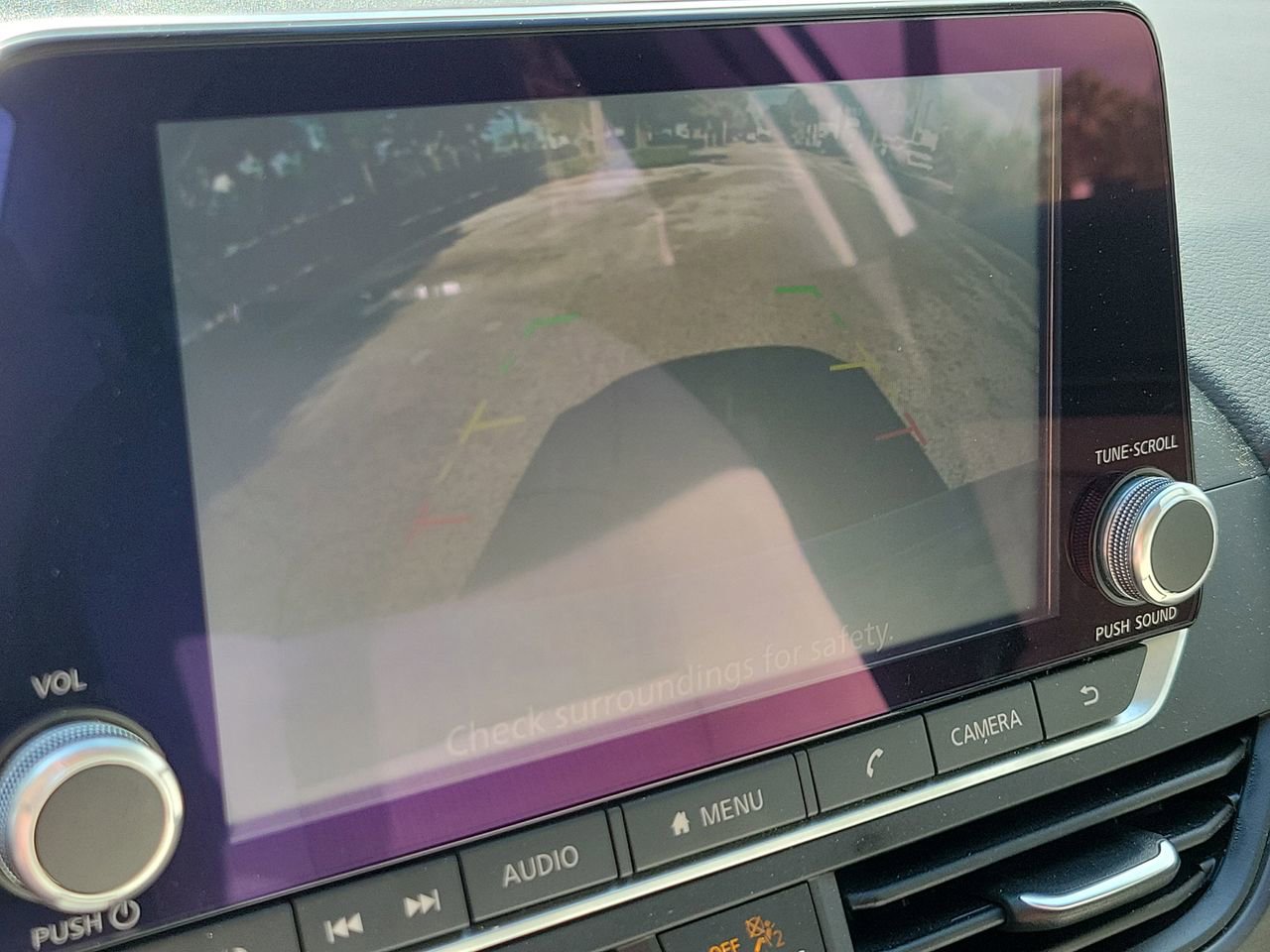 Used 2025 Nissan Altima 2.5 SV FWD image 24