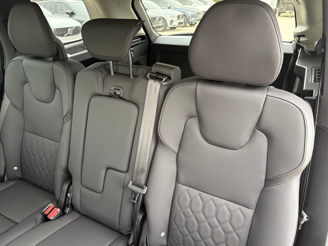 New 2026 Volvo XC90 B6 Core w/ Protection Package Premier image 24