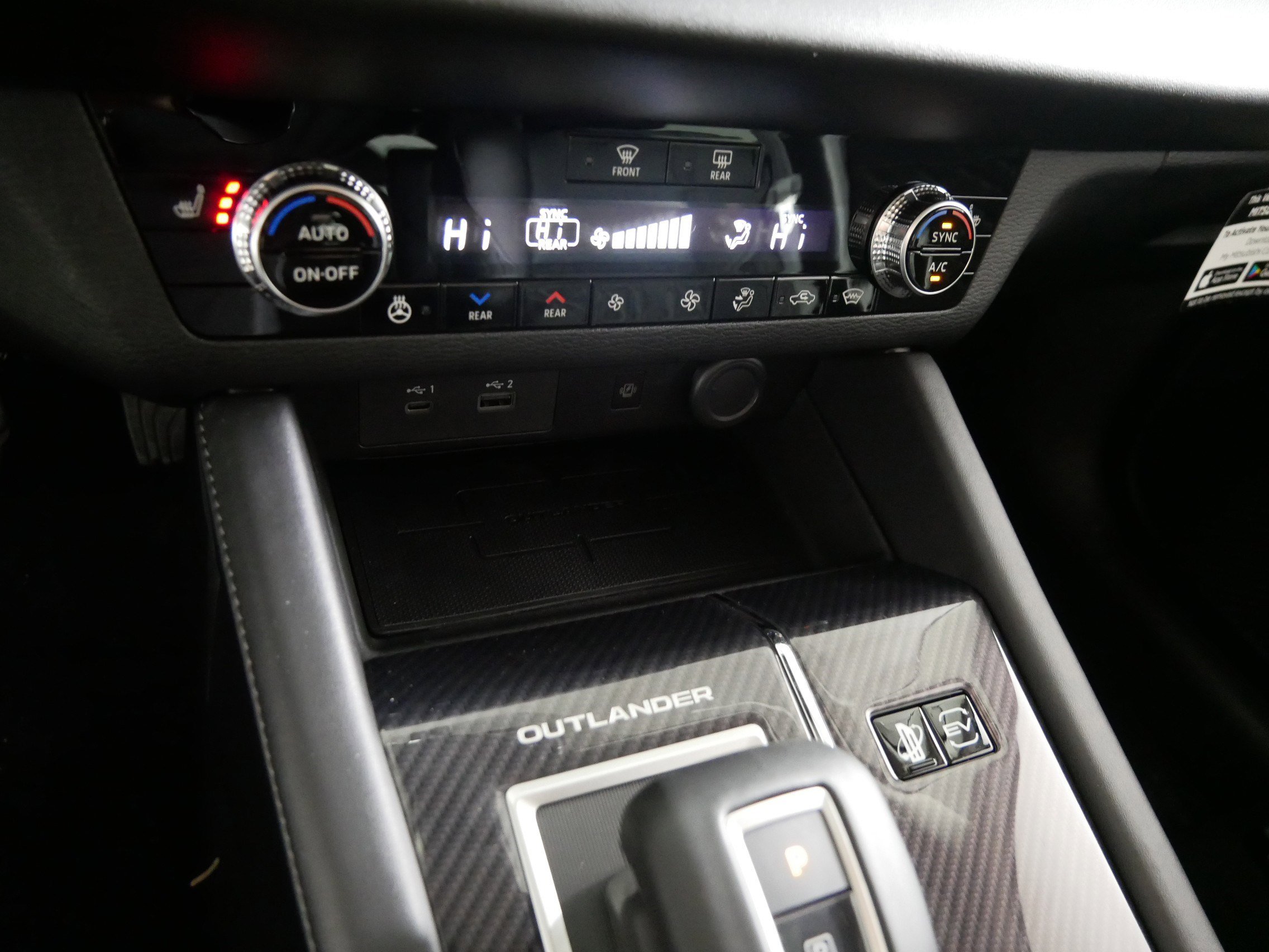 New 2025 Mitsubishi Outlander SEL image 7