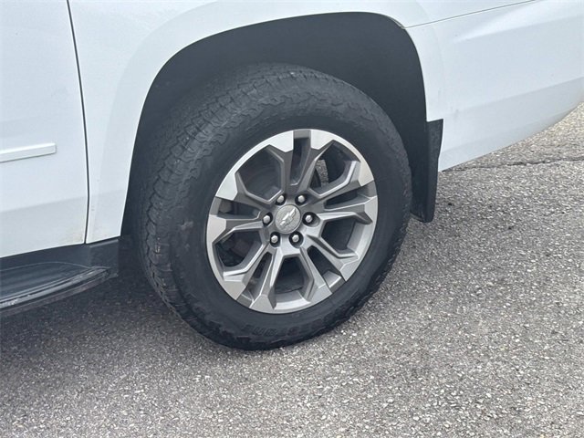 Used 2019 Chevrolet Suburban Premier image 12