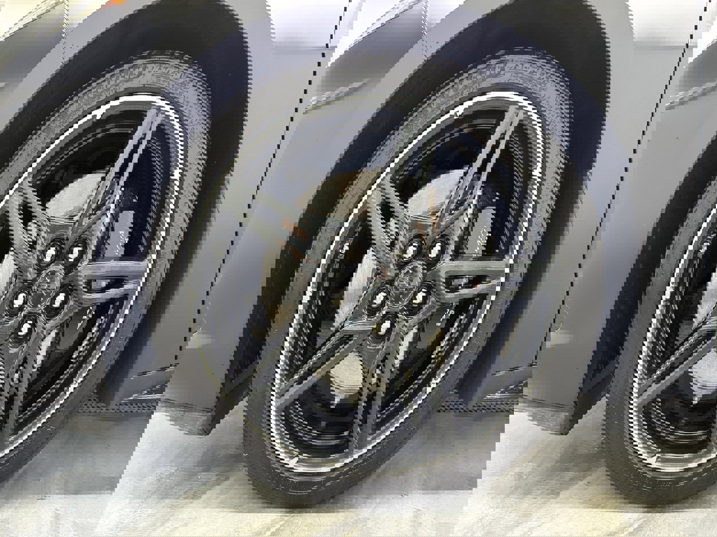 Used 2021 Chevrolet Corvette Stingray Premium Cpe w/ 3LT image 30