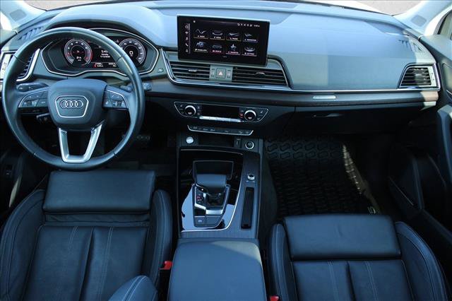 Used 2023 Audi Q5 2.0T Premium Plus w/ Premium Plus Package AWD/4WD image 19