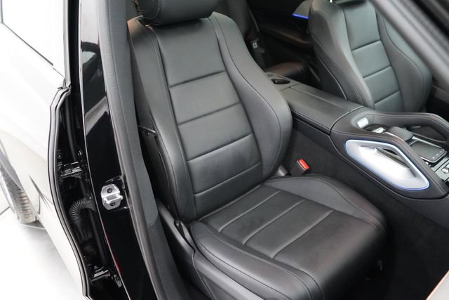 Used 2025 Mercedes-Benz GLS 450 4MATIC image 55