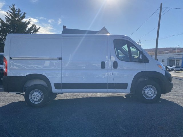 New 2026 RAM ProMaster 2500 w/ Convenience Group image 9