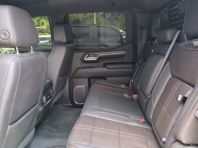 Used 2023 Chevrolet Silverado 1500 High Country w/ Technology Package image 16