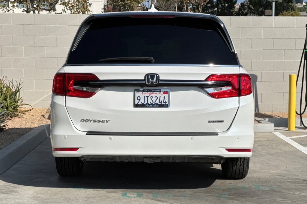 Certified 2024 Honda Odyssey Touring image 11