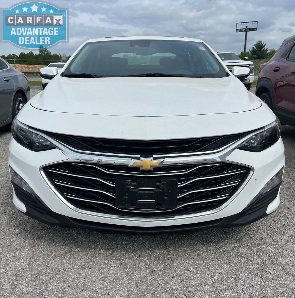 Used 2024 Chevrolet Malibu LT image 2
