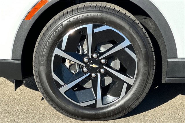 New 2026 Chevrolet Equinox EV LT w/ Comfort Package image 36