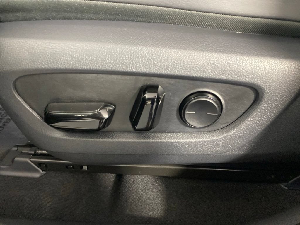 Certified 2025 Lexus NX 250 FWD w/ Accessory Package (K3) image 23