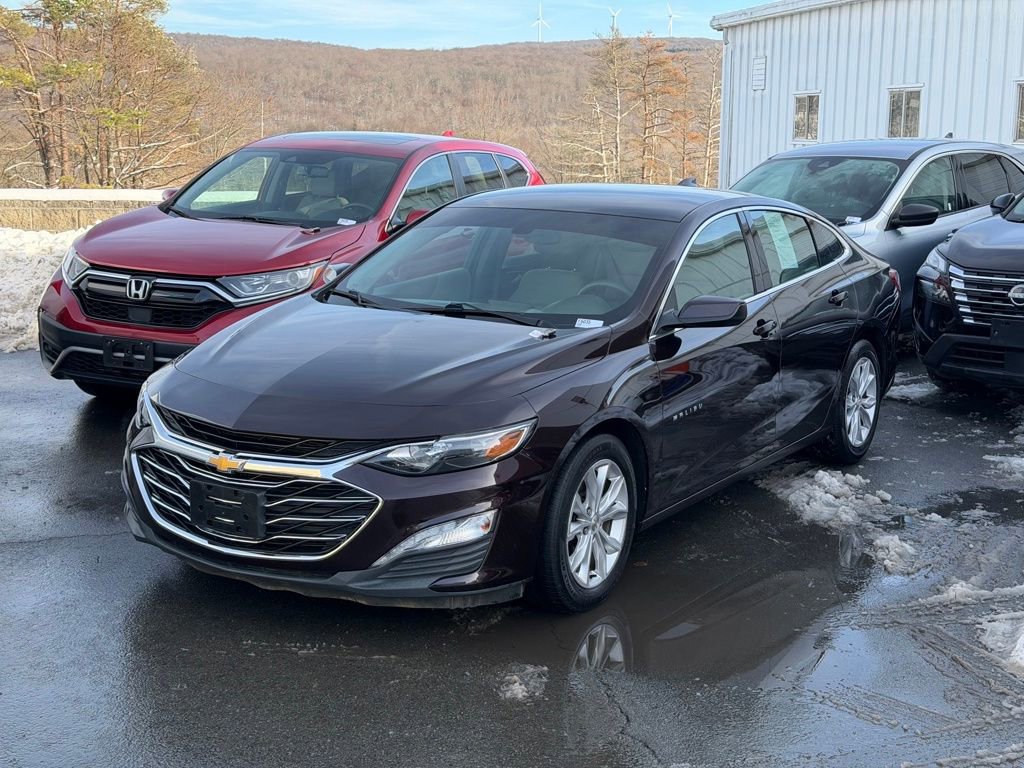 Used 2020 Chevrolet Malibu LT image 2