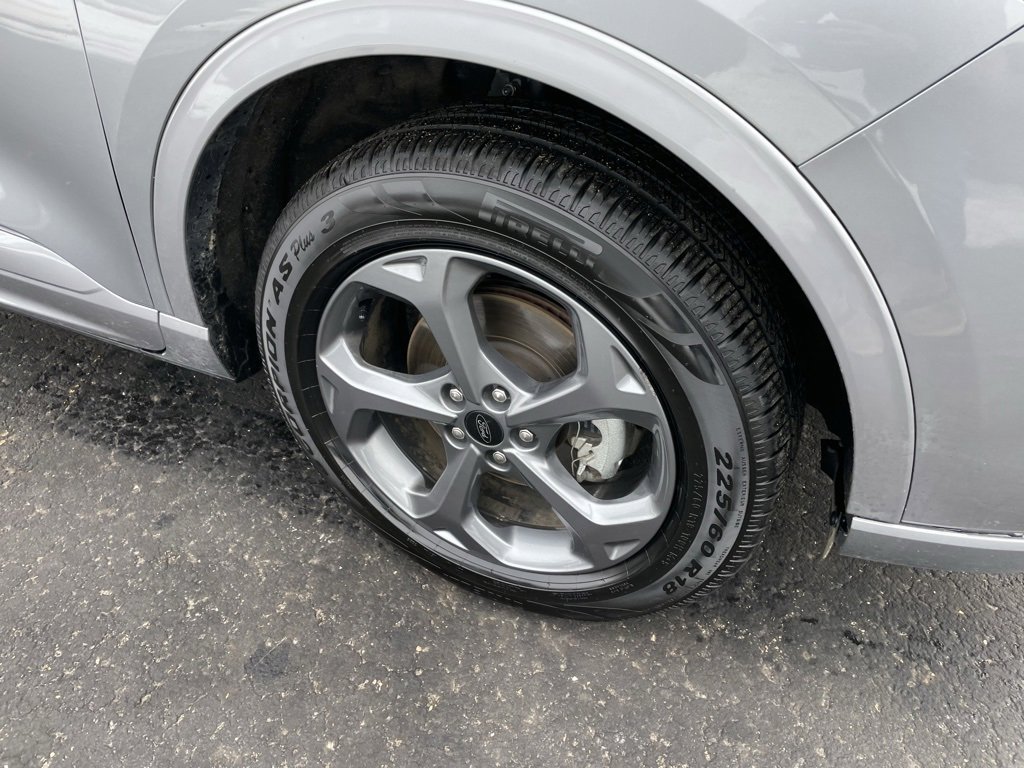 Used 2024 Ford Escape ST-Line image 3