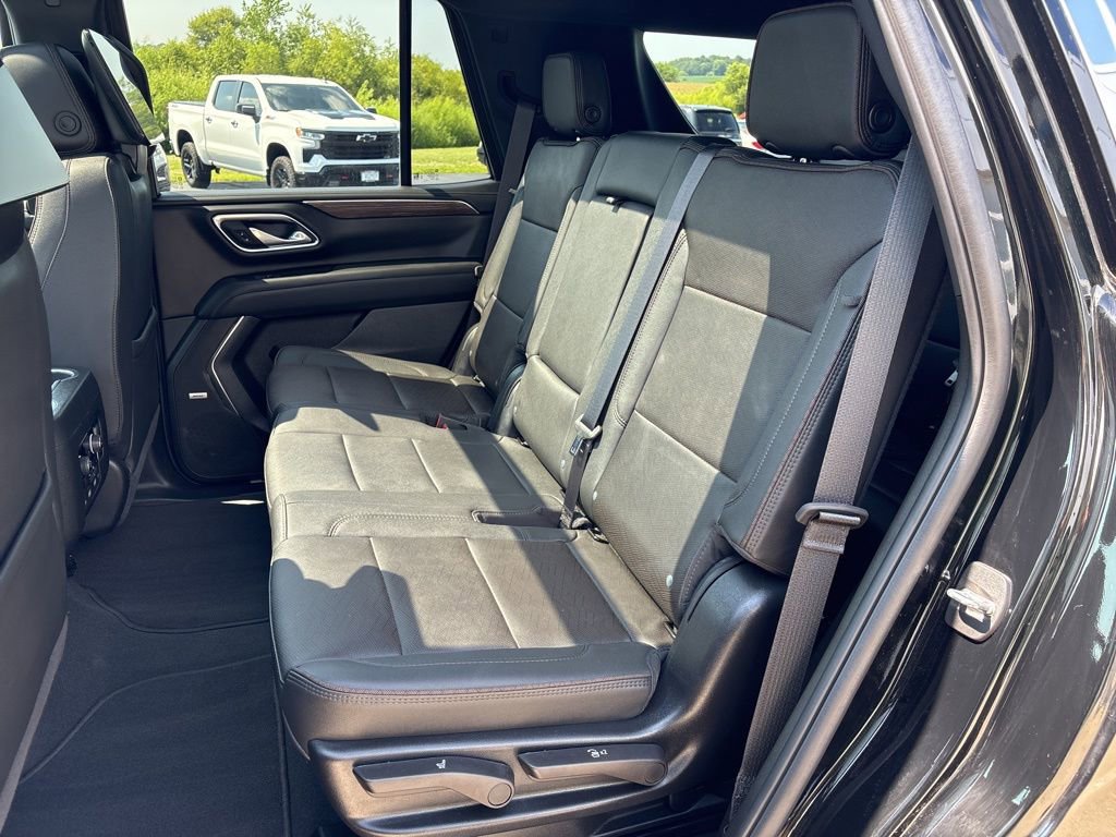 Certified 2024 Chevrolet Tahoe High Country w/ Advanced Technology Package image 16