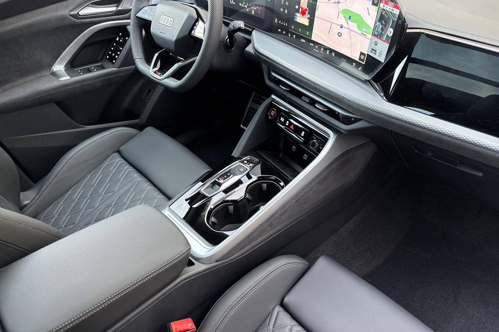 New 2025 Audi SQ5 Premium Plus image 13