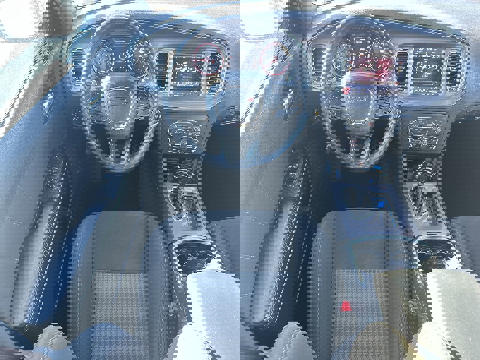 Used 2023 Dodge Charger R/T w/ Cold Weather Package image 17