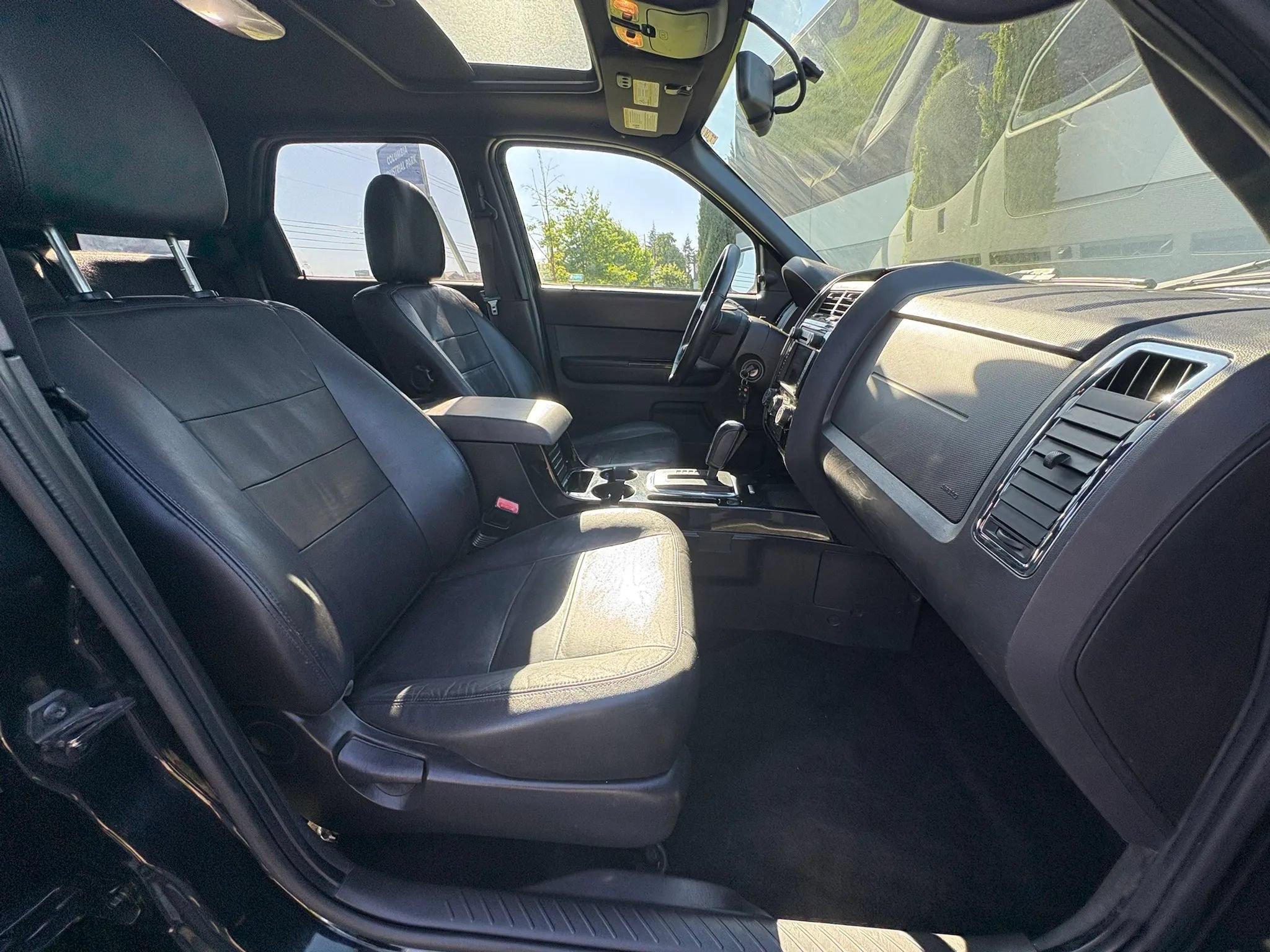 Used 2012 Ford Escape Limited FWD image 20