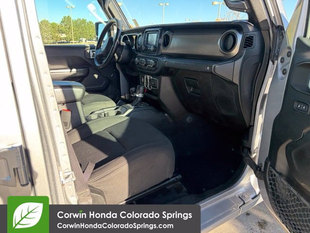 Used 2019 Jeep Wrangler Unlimited Sport S AWD/4WD image 38