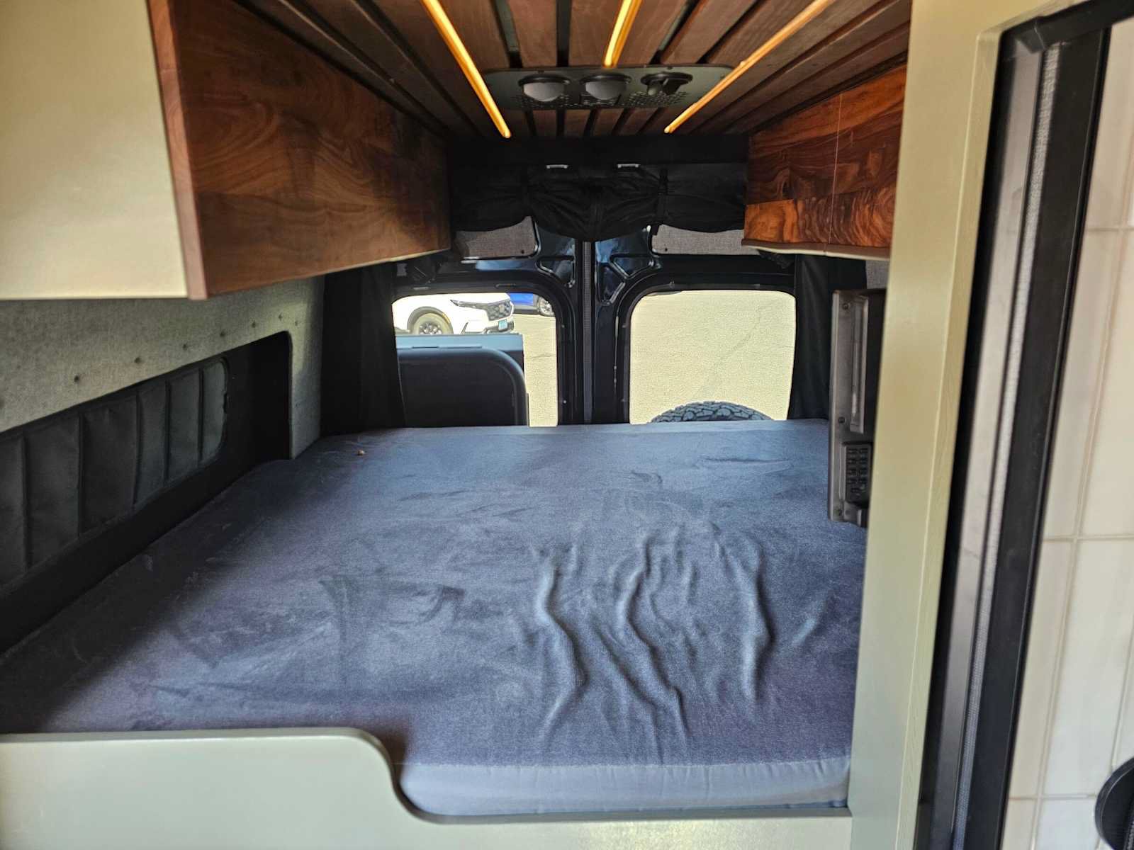 Used 2024 Mercedes-Benz Sprinter 2500 image 15
