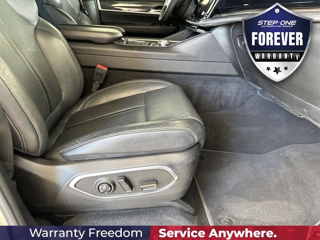 Used 2022 Jeep Wagoneer Series II w/ Premium Group I AWD/4WD image 44