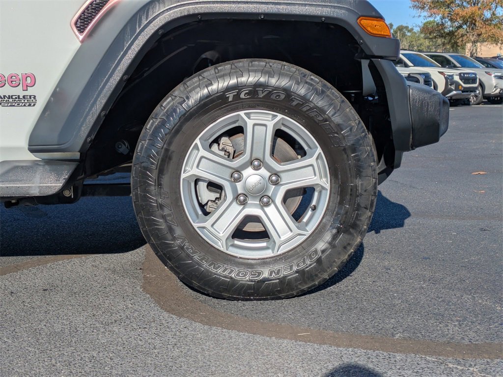 Used 2018 Jeep Wrangler Unlimited Sport S image 12
