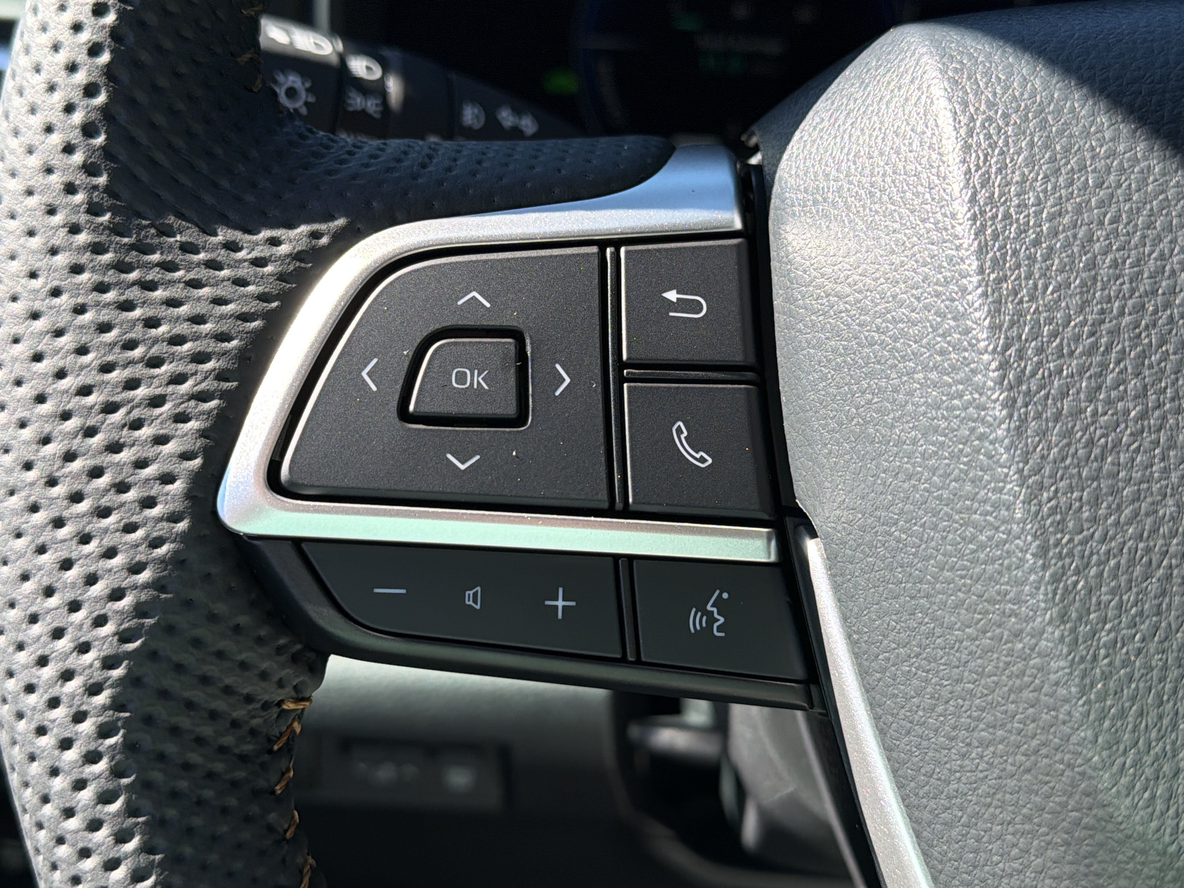 New 2026 Toyota Sienna AWD image 17