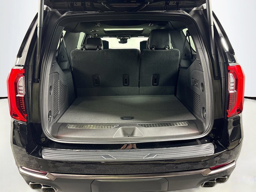 New 2026 GMC Yukon XL AT4 Ultimate AWD/4WD image 28