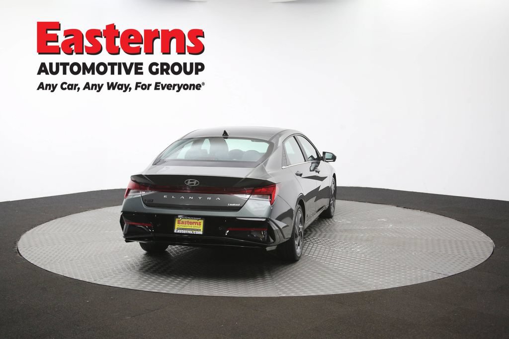 Used 2024 Hyundai Elantra Limited FWD image 41
