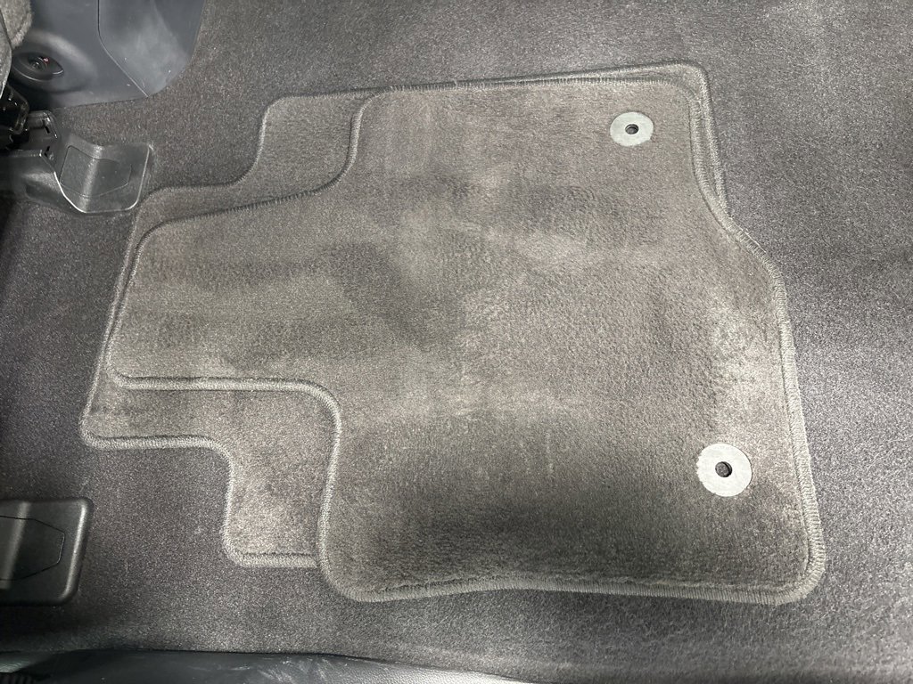 Used 2024 Ford F150 XLT w/ XLT Black Appearance Package image 18