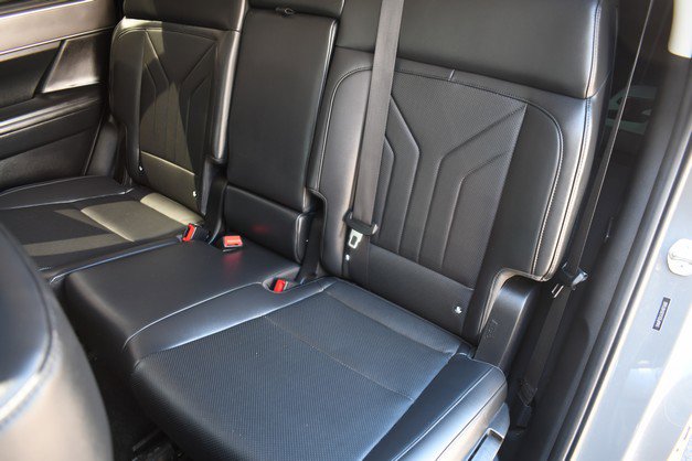 Used 2025 Hyundai Santa Fe XRT image 23