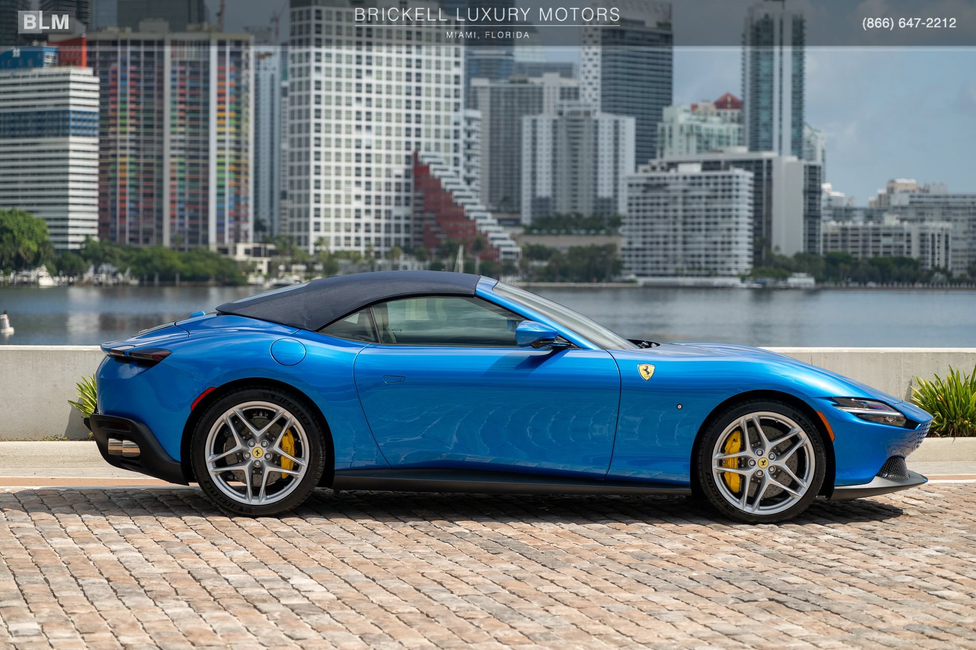 Used 2026 Ferrari Roma Spider RWD image 11