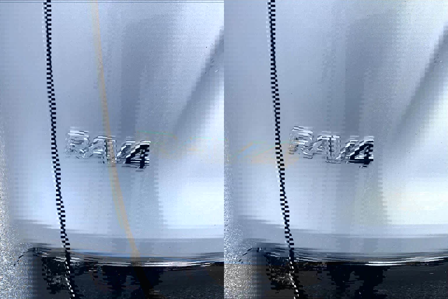 Used 2024 Toyota RAV4 SE w/ Convenience Package image 31