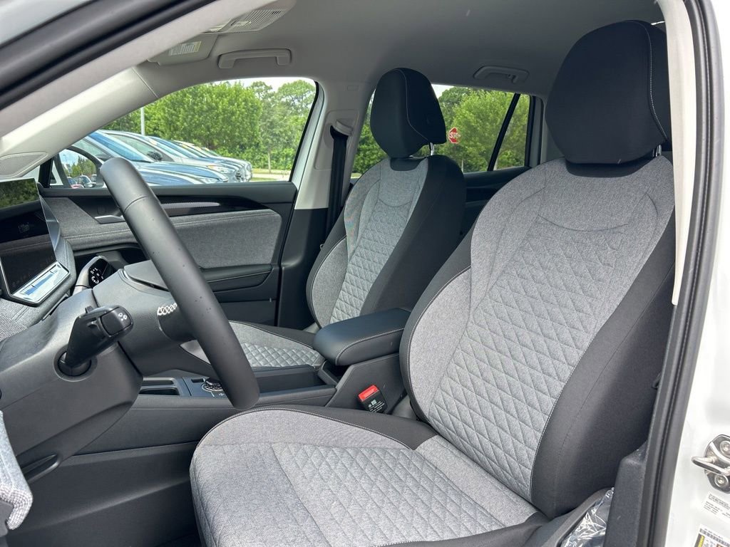 New 2025 Volkswagen Tiguan S image 13