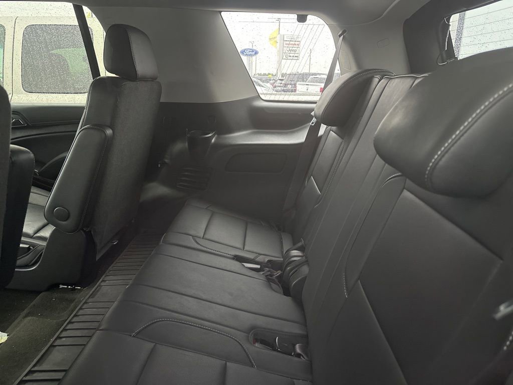 Used 2017 GMC Yukon SLT w/ Premium Edition AWD/4WD image 19