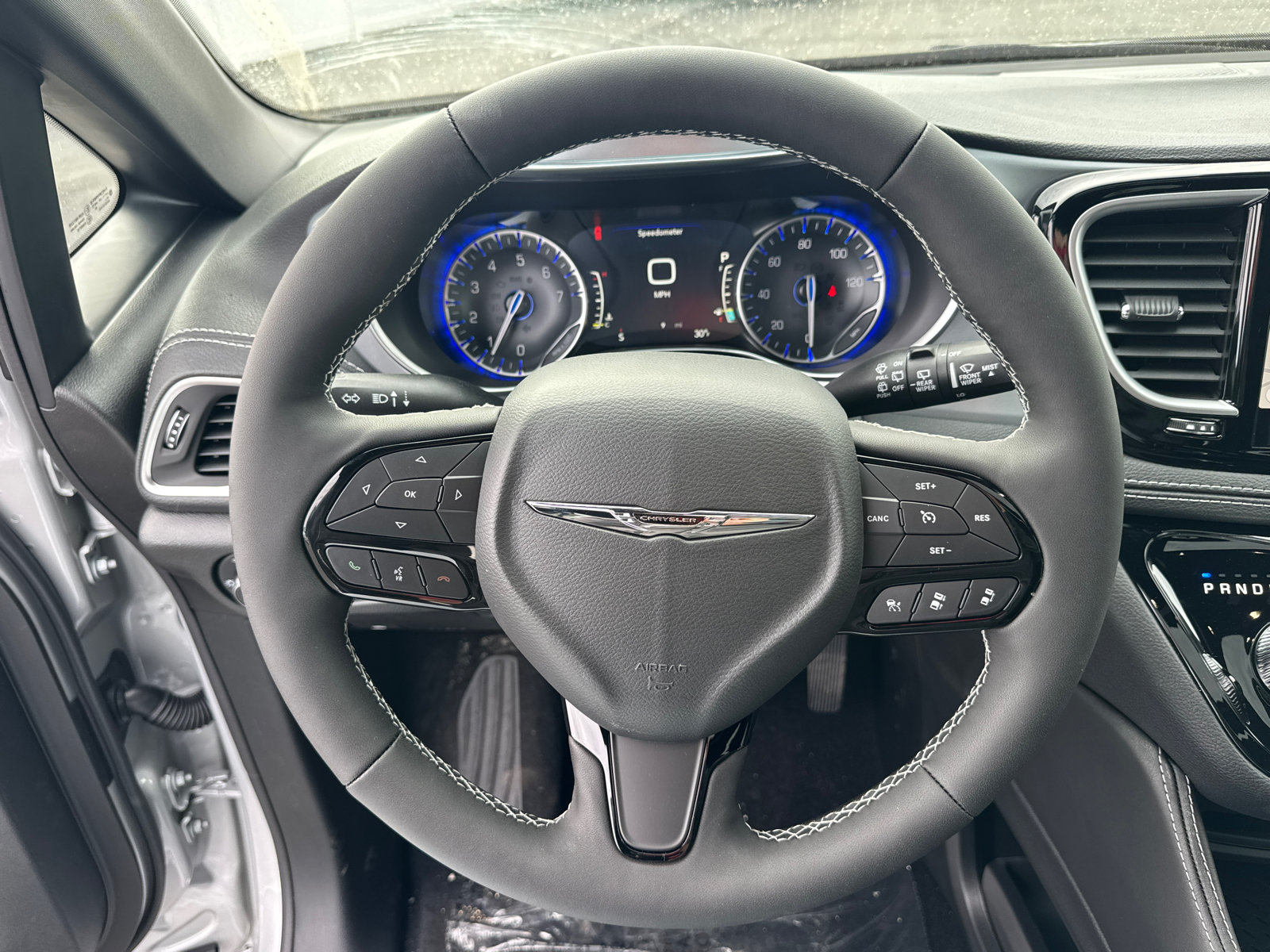 New 2026 Chrysler Pacifica Limited w/ S Appearance Package FWD image 15