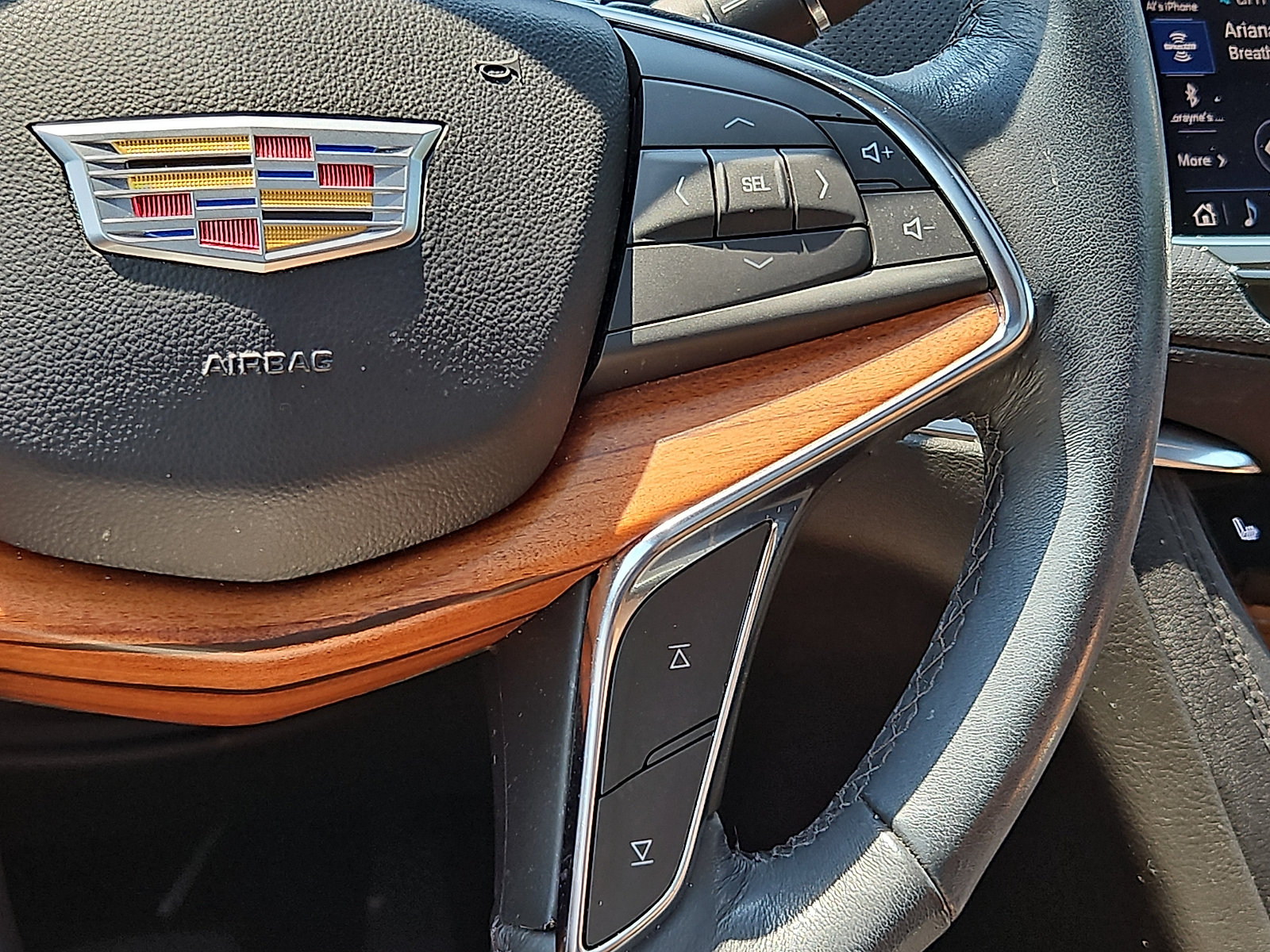 Certified 2024 Cadillac XT5 Premium Luxury AWD/4WD image 23