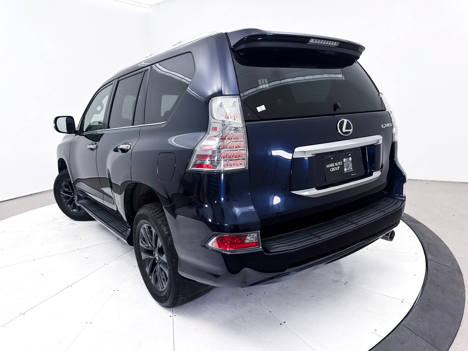 Used 2022 Lexus GX 460 Premium w/ Premium Package AWD/4WD image 9