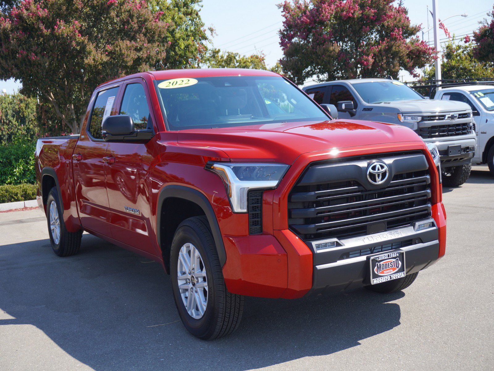Used 2022 Toyota Tundra SR5 w/ SR5 Premium Package