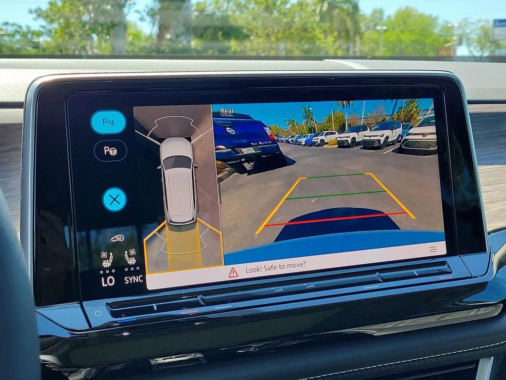 New 2026 Volkswagen Atlas SEL Premium R-Line image 19