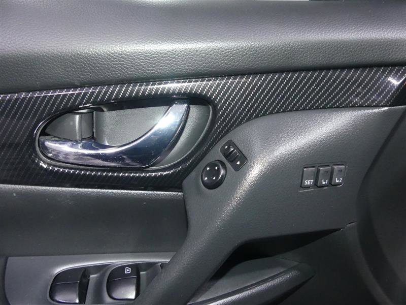 Used 2017 Nissan Rogue SL w/ SL HEV Premium Package image 20