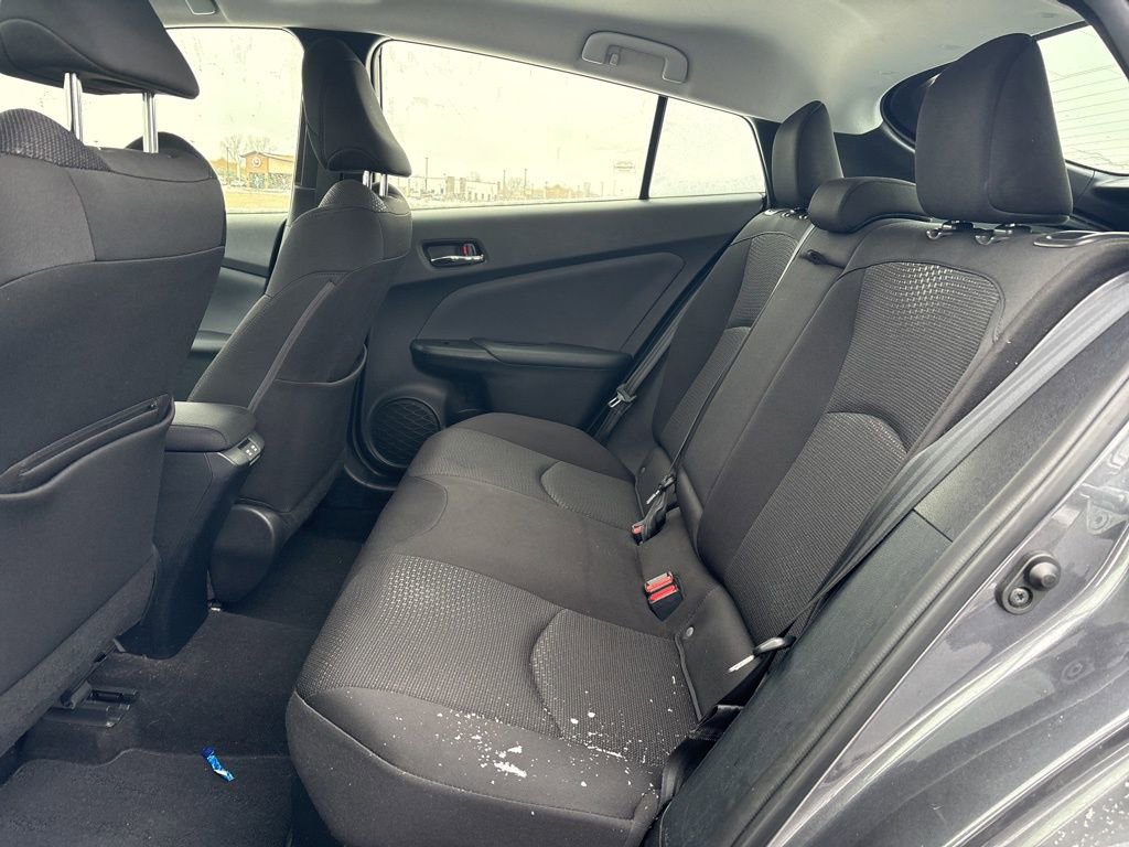 Used 2021 Toyota Prius LE image 13