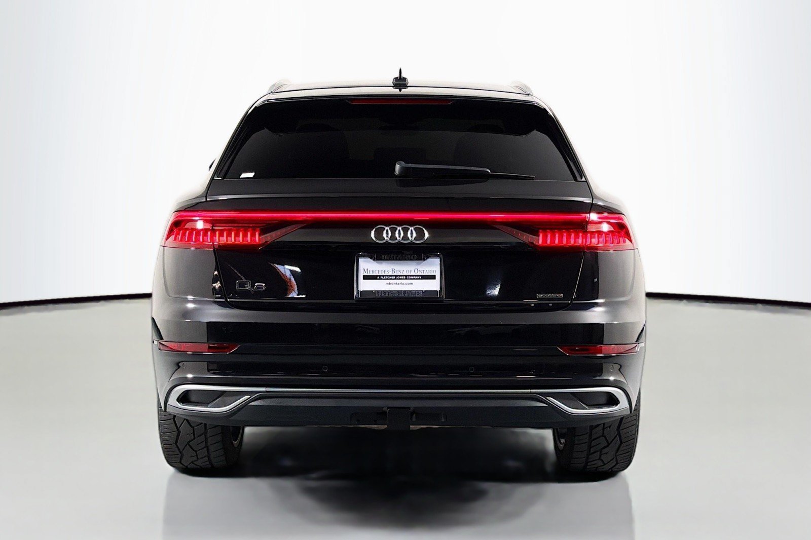 Used 2019 Audi Q8 Prestige w/ Towing Package AWD/4WD image 4