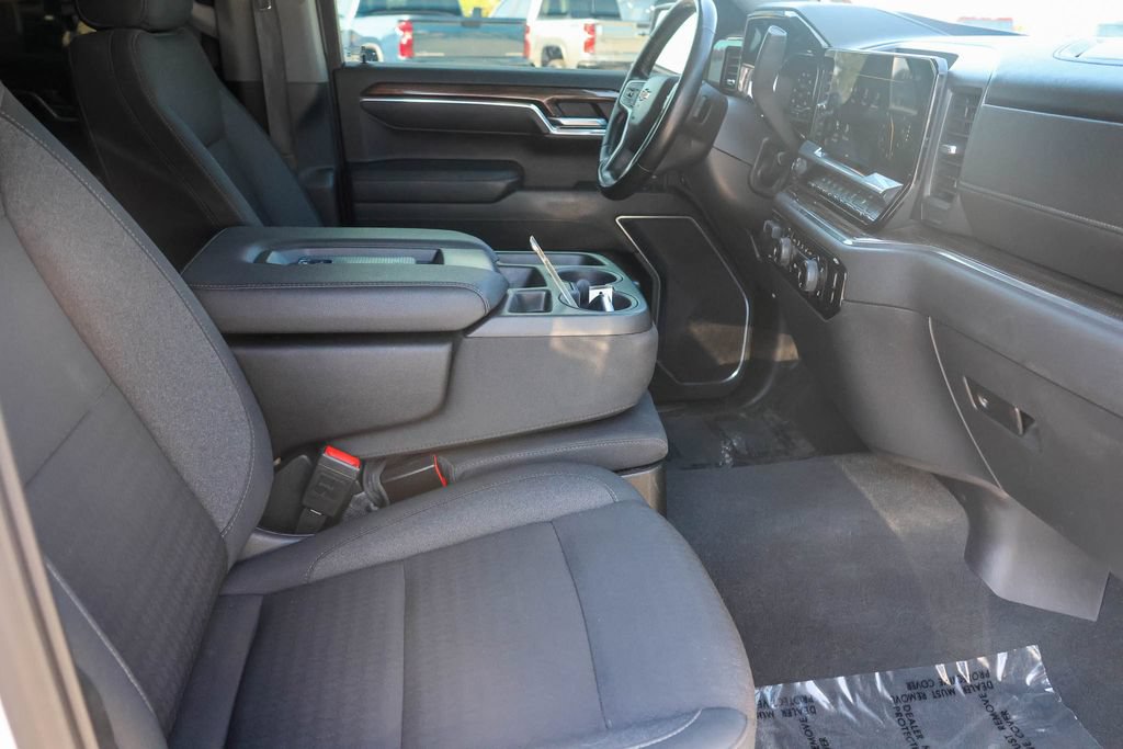 Used 2023 Chevrolet Silverado 1500 LT w/ Convenience Package II RWD image 14